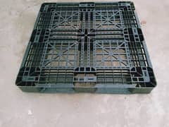 plastic pallets 43x43 0