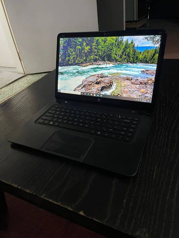 HP sleekbook 1