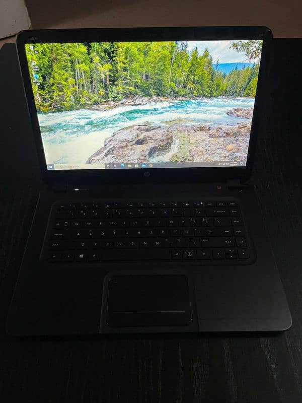 HP sleekbook 2