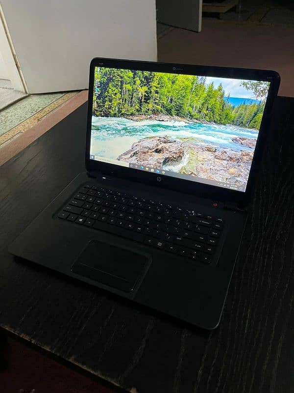 HP sleekbook 8