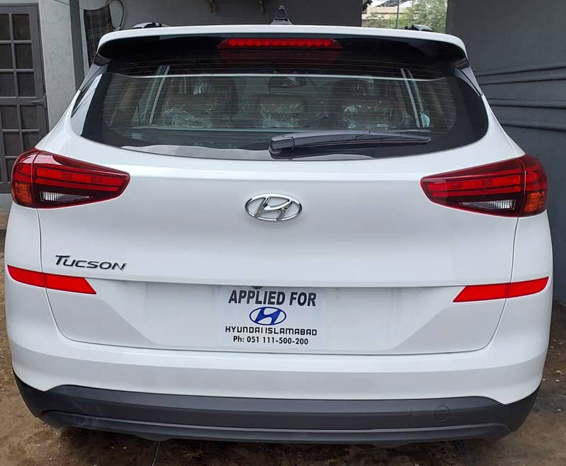 Hyundai Tucson 2024 FWD GLS Sport (Sunroof version) 1