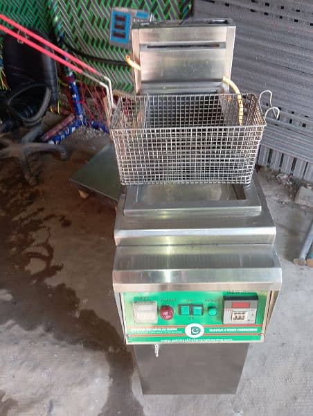 behtarin condition only fryer with one basket 1