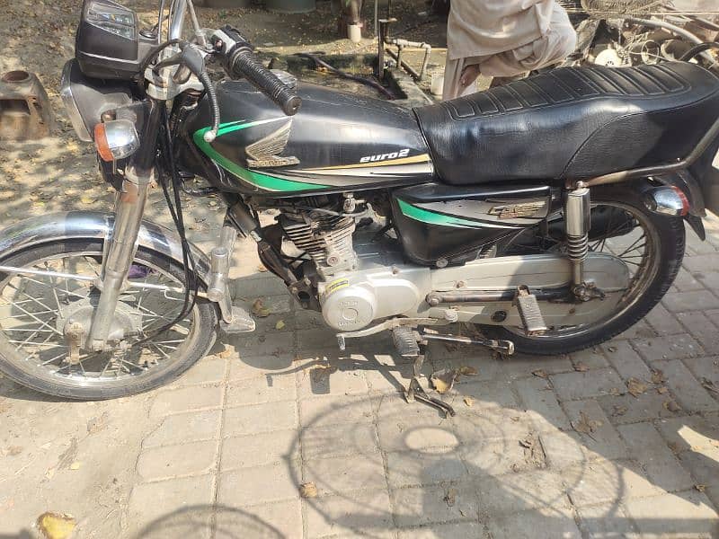 Honda 125 model 2013 4