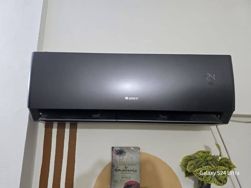 1 ton gree inverter ac almost new condition 2