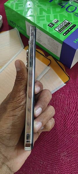 Infinix Hot 40 Pro 2 Months Use Only 10/10 Condition Lush Condition 4