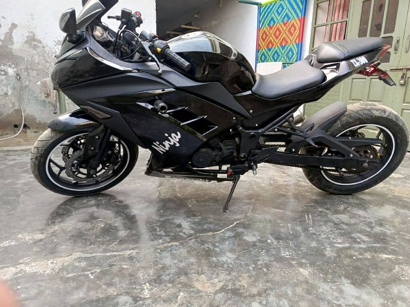 Kawasaki ninja zx 300 2