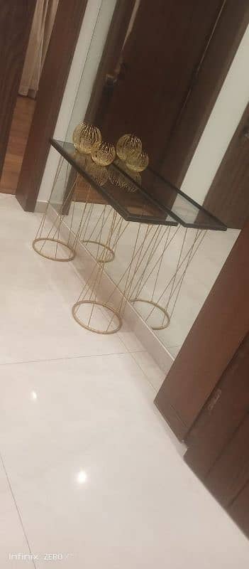 Glass Table for sale 3