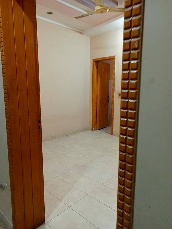 5 marla upper portion for rent in johar town for Family and Silent office (Call center + Software house) 0