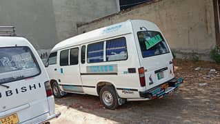 Toyota hiace hiroof van 3y engine