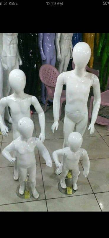 Dummies and Mannequins. 6