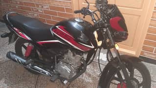 honda cb 125f 2024 model black original no scratch All laminated