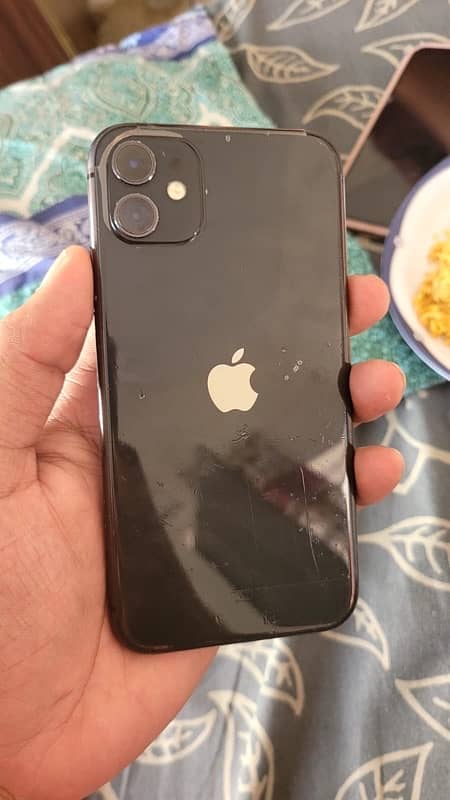 iPhone 11 256gb good battery timing all oky set h 0