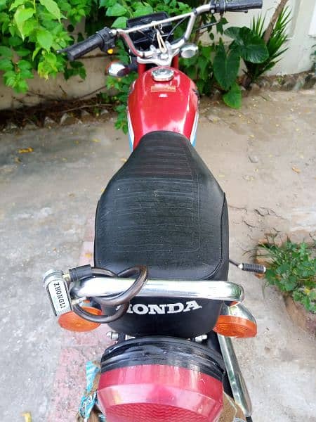 Honda 125 18 model Rawalpindi Registration 6