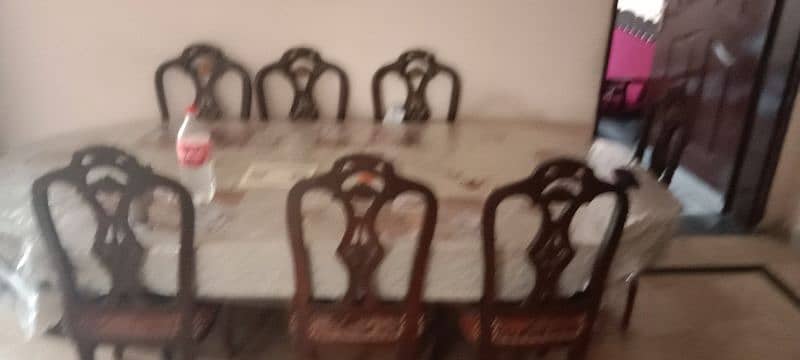 Dining table with 8 chairs for sale 4