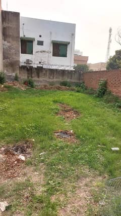 2 Kanal Plot For Sale In Gulberg Opposite Firdos Marlet Near Alhafeez Executive Main Road Commercial Paid Plot