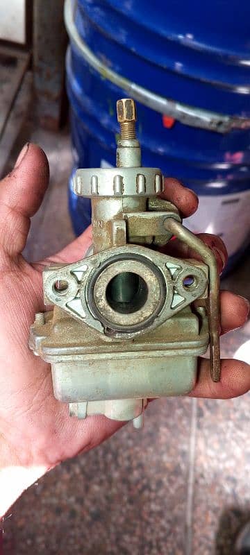 HERO RF 70 JANUNIE CARBURETOR 2