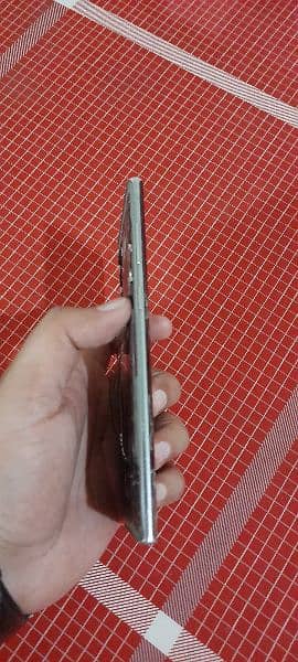 Samsung Note 10 Panel and back is broken 4