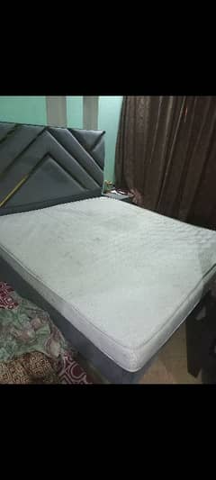 king size matress 0