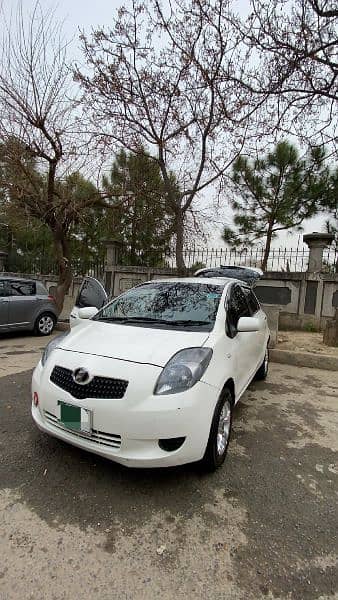 Toyota Vitz 2006 1