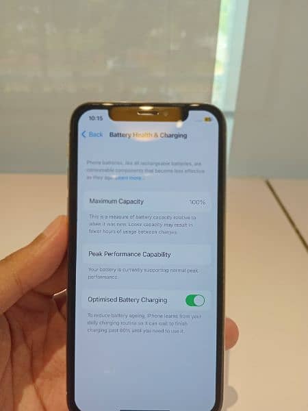 IPHONE X 64 GB NON PTA 9