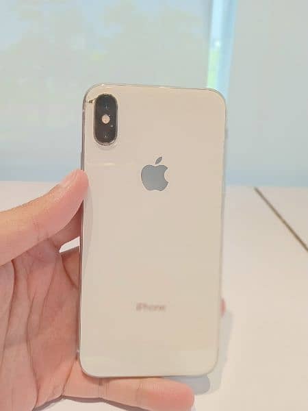 IPHONE X 64 GB NON PTA 13