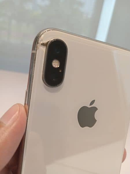 IPHONE X 64 GB NON PTA 16