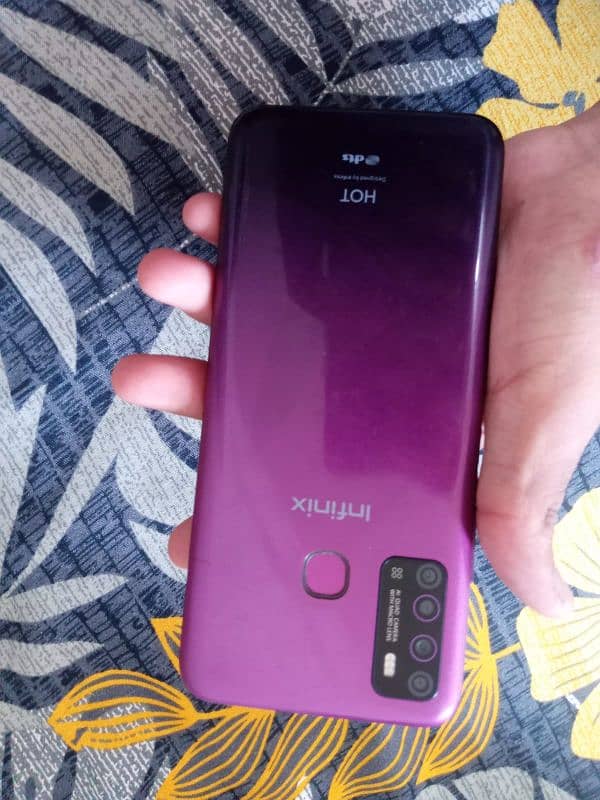 Infinix Hot 9   4/64 gb  all ok Whatsapp num 03259456392 2