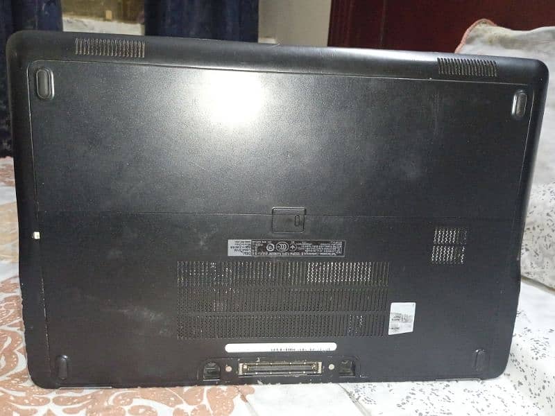 Dell Latitude E7250 5th Gen core i5 5