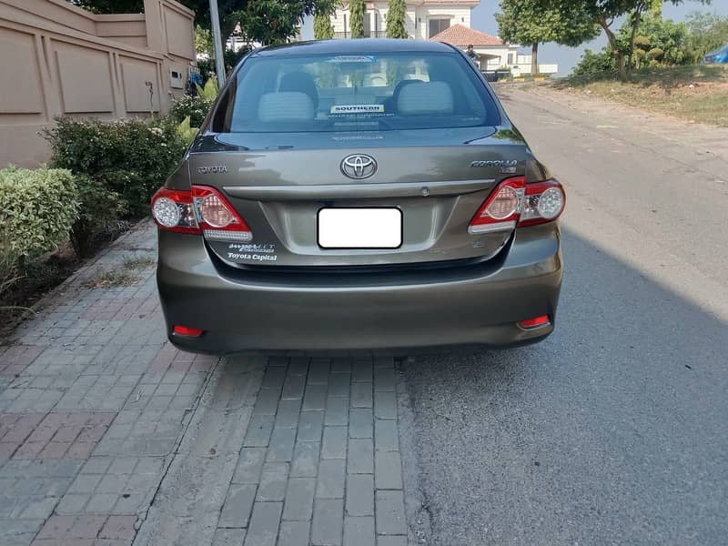 Toyota Corolla GLi Automatic Limited Edition 1.6 VVTi 2013 9