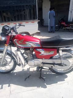 Honda 125 zero