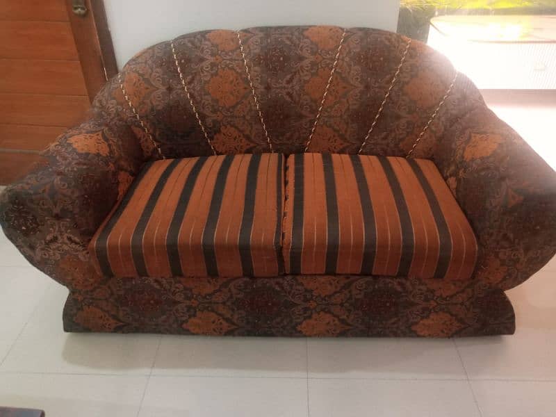 7 Seater Sofa Set in Great Condition 1