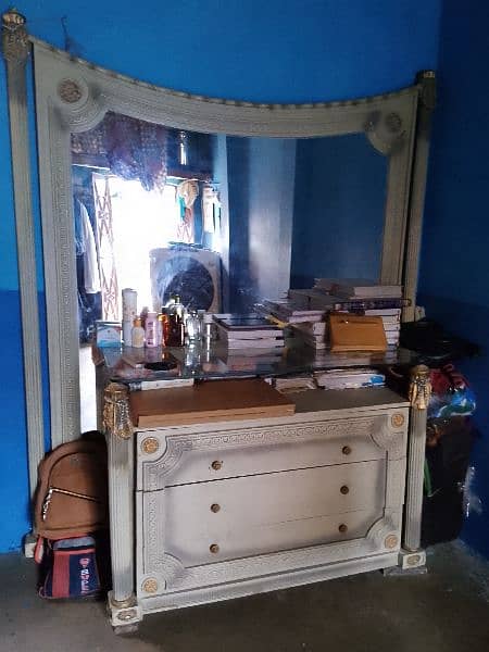 original Lasani 6 by 6.5 dressing table 1