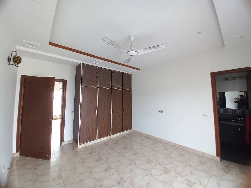 Second Floor Brand New Portion Available Abdalians Society Near UCP University And Shoukat Khanam 9