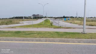 Residential Plot For Sale In Meradian 01 ,Street # 05 Corner ,DHA Phase 05 Emaar,Islamabad