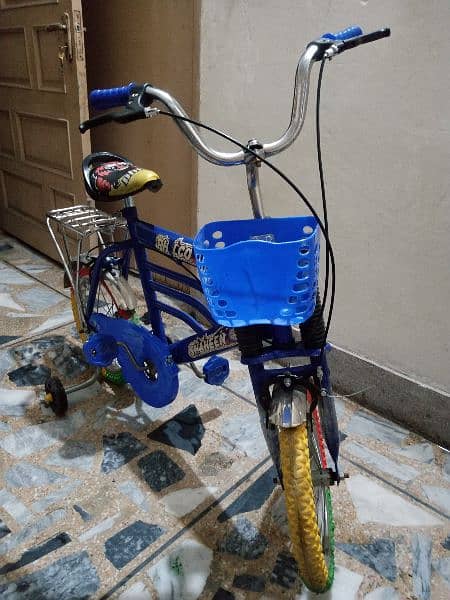 Bicycle blue color new condition 2