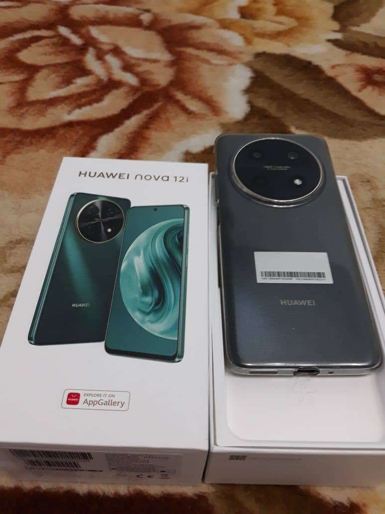 Huawei Nova 12i 8/256 1