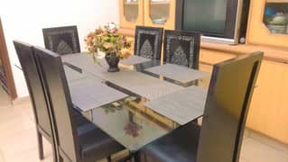 Dinning table with 6 chairs