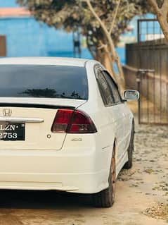 Honda Civic EXi 2005