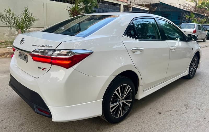 Toyota Altis Grande 2022 black interior 28000KMs 5