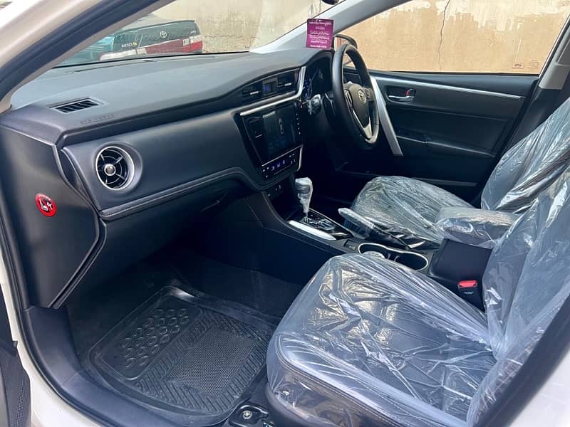 Toyota Altis Grande 2022 black interior 28000KMs 10