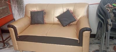 2 seater sofa set like new condition