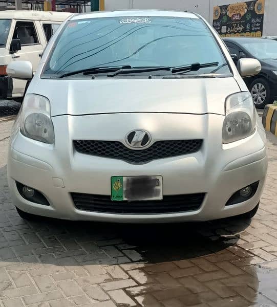 Toyota Vitz 2013 3