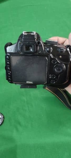 *Nikon D3200 with 18-55mm lens/DSLR/Camera/with bag and 2 batteries* 6