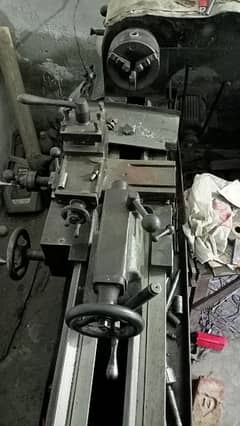 lathe machine