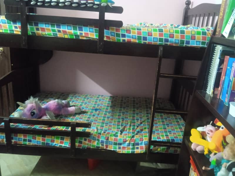 Bunk Bed 20,000 only 1