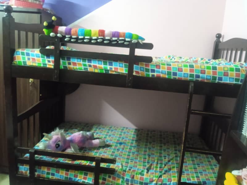 Bunk Bed 20,000 only 2