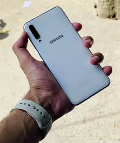 Samsung A50 4/128gb 0