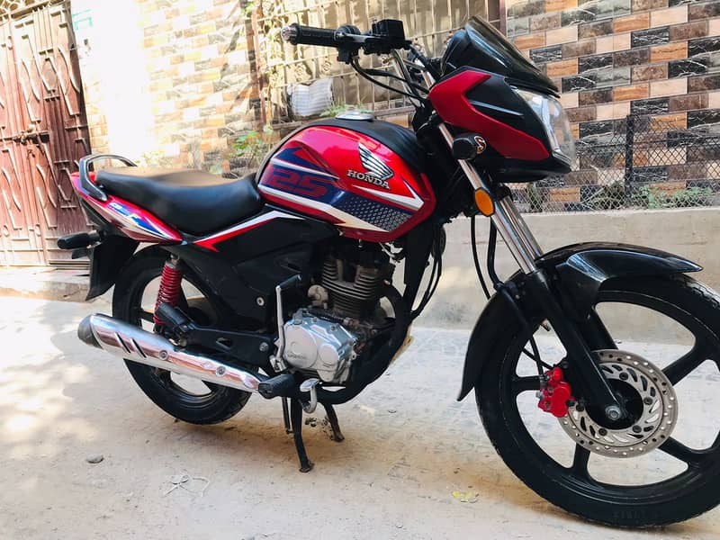 Honda CB 125F 2020 7