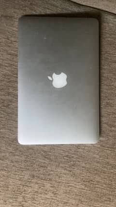 MACBOOK