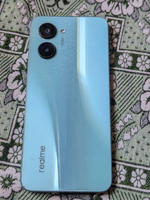 realme model C33 1